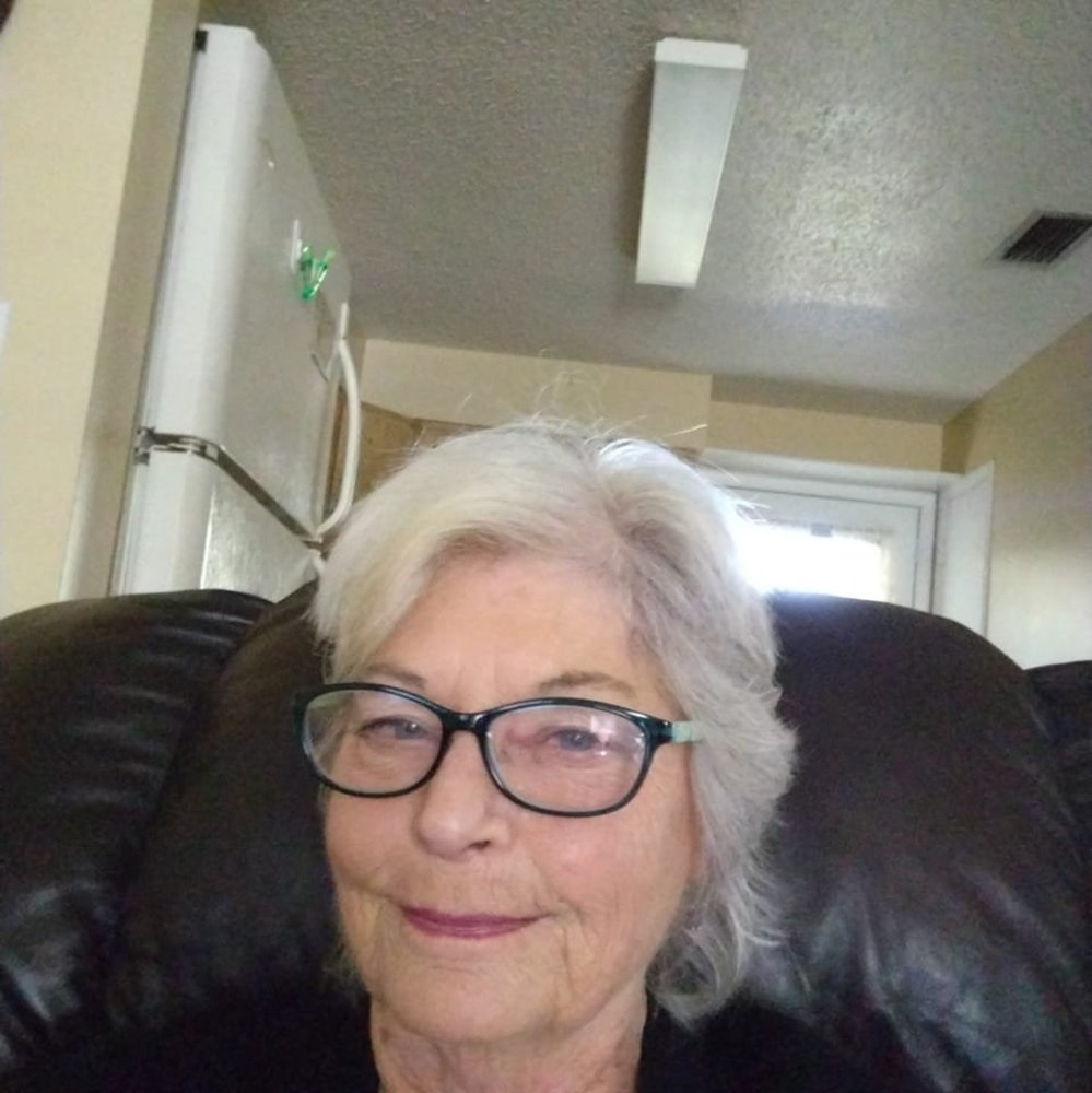 Meet your Posher, Linda